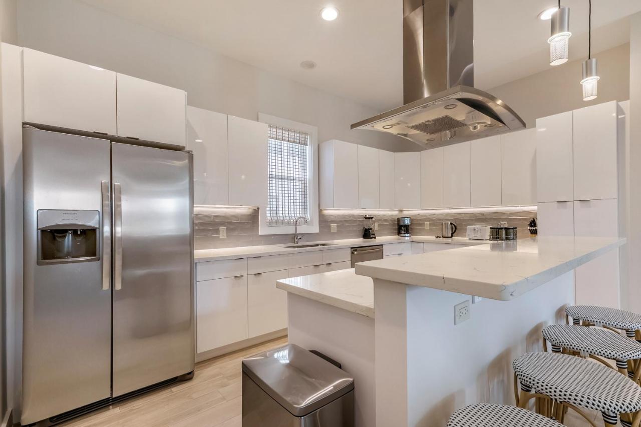 뉴올리언스 Private Townhouse In A Secure Location 빌라 외부 사진